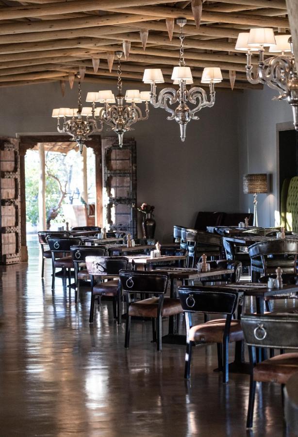 Etosha Oberland Lodge Okaukuejo Luaran gambar
