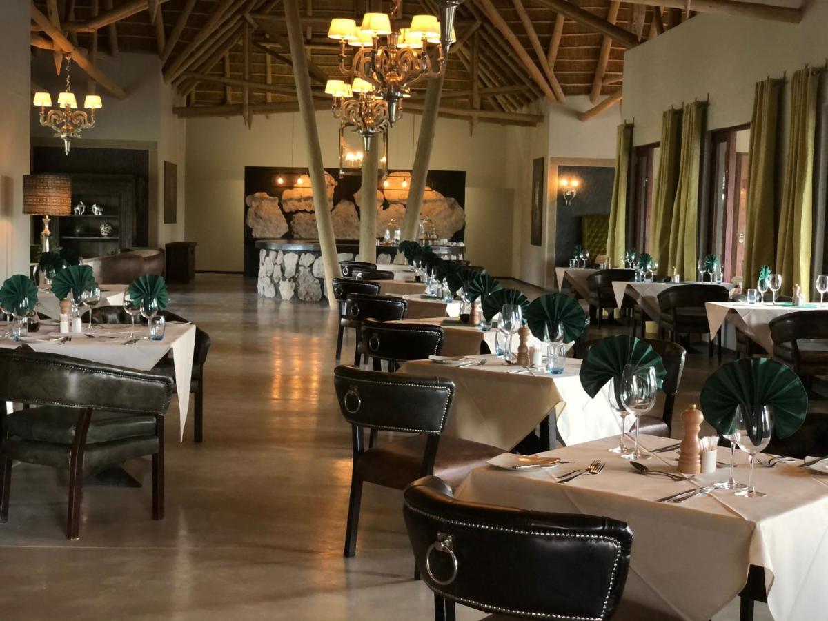 Etosha Oberland Lodge Okaukuejo Luaran gambar