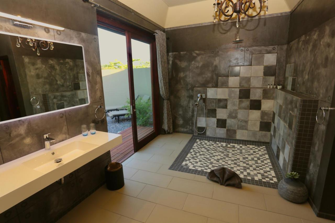 Etosha Oberland Lodge Okaukuejo Luaran gambar