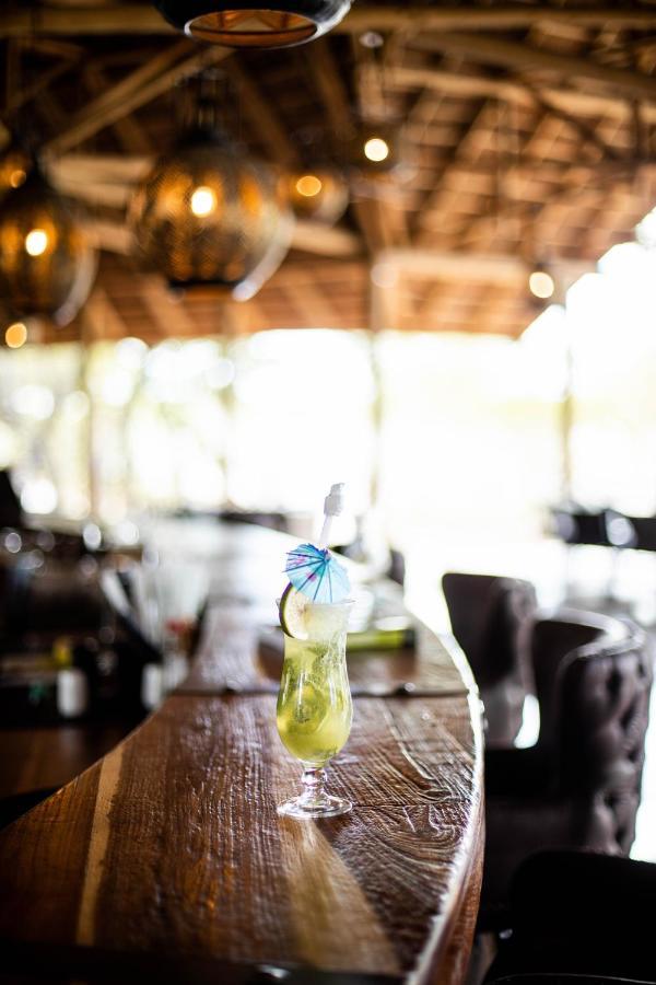 Etosha Oberland Lodge Okaukuejo Luaran gambar